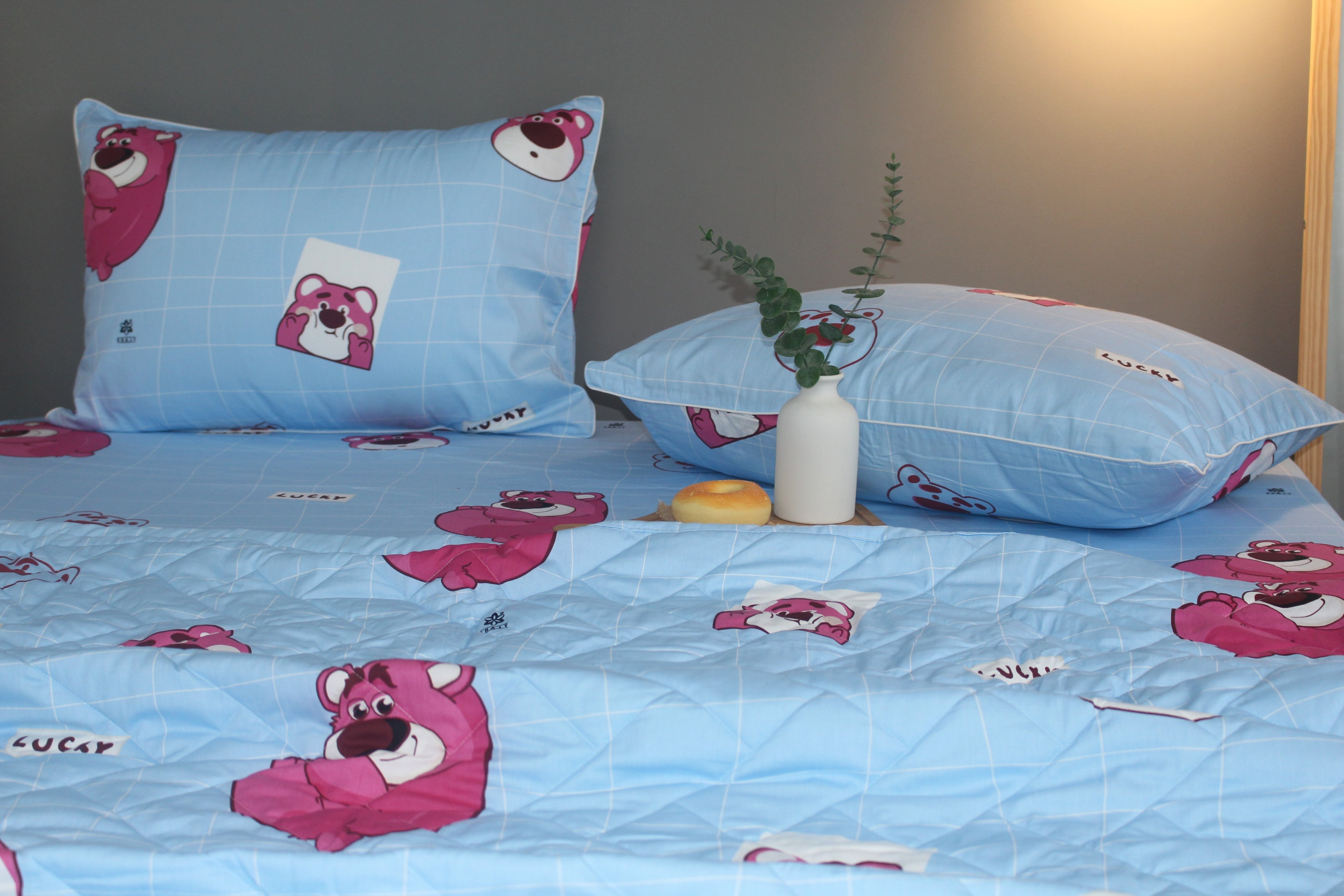 Bộ drap gối KHA LY - 100% cotton thiên nhiên  Lotso Xanh